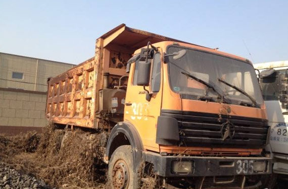 重庆西宁报废车回收,车辆报废回收公司